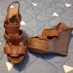 Steve Madden leather wedges